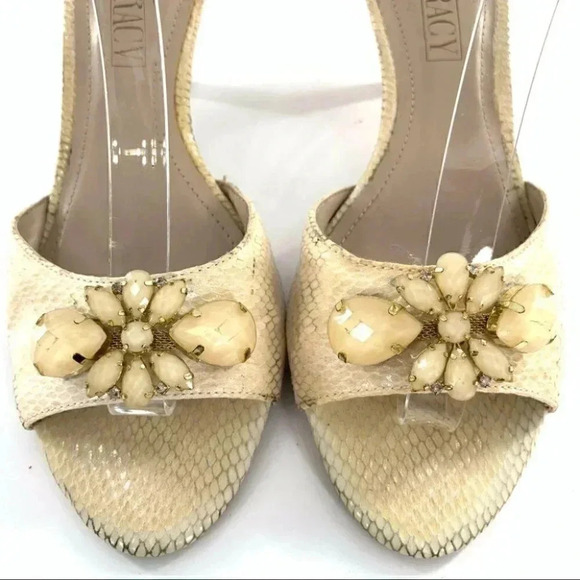 Ellen Tracy heels sz 9 Augusta cream patent leather snakeskin print gem floral - Picture 2 of 13